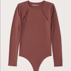 Abercrombie // Long Sleeve Cutout Bodysuit // Small